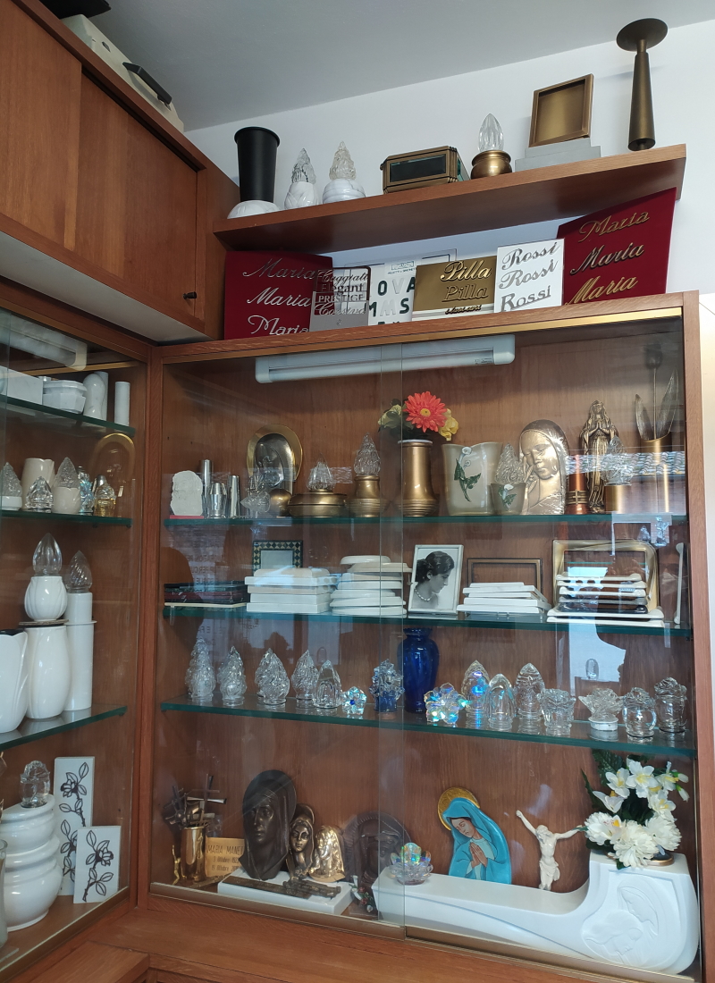 Collezione di vasi in marmo